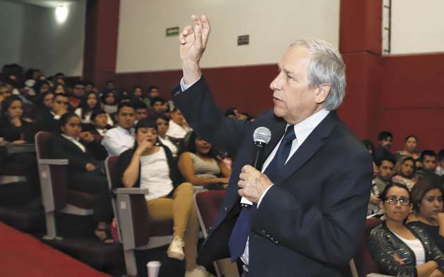Enrique Cárdenas se prepara para las próximas elecciones locales en Puebla. Foto: ESPECIAL