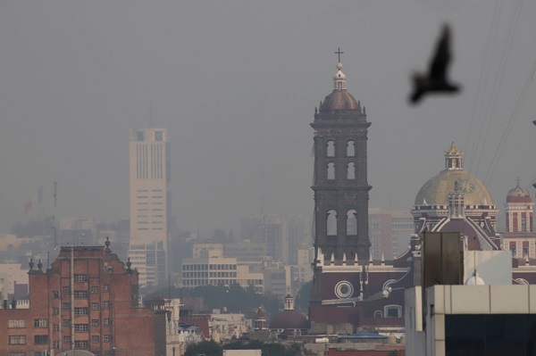 Las autoridades también recomiendan a la ciudadanía permanecer en sus casas, evitar actividades al aire libre, no realizar actividades vigorosas. Foto: Especial