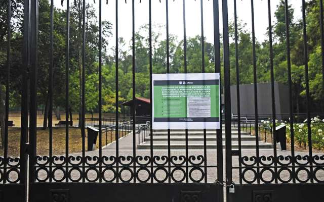 Parques populares como el de La Hormiga, no abrieron al público.FOTO: DANIEL OJEDA