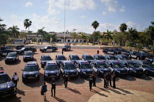 Al empezar
este mes, el municipio
rentó 35 patrullas. Foto: Especial