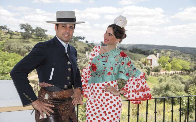 pareciera una festividad que no tiene nada que ver con
México, varios compatriotas han hecho de la Feria de Sevilla Foto: Juan Carlos Amaya