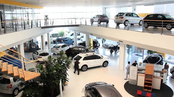La baja venta vehicular contrasta
con el Índice de Confianza del Consumidor para comprar un vehículo en
los próximos dos años.n FOTO: ESPECIAL