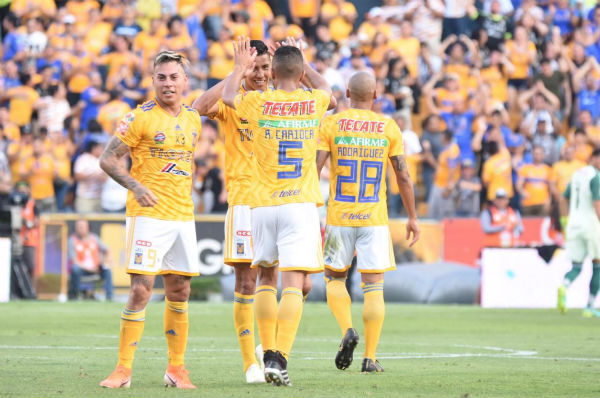 La explosión en El Volcán
contagió hasta los más pequeños al grito de “¡Dale Tigres!”. Foto: Twitter