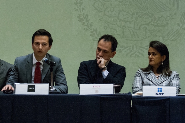 UBER Impuestos Hacienda SAT