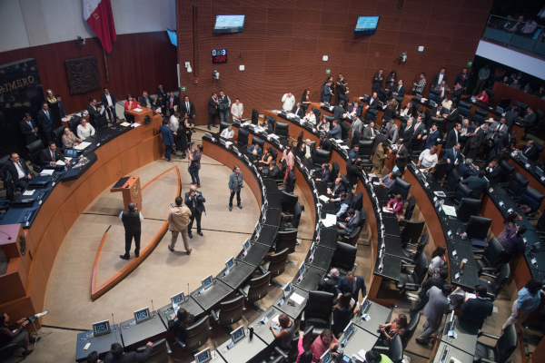 Añorve comentó que el voto del tricolor a López Obrador es para que de resultados en el tiempo que estimó el mandatario. Foto: Archivo | Cuartoscuro