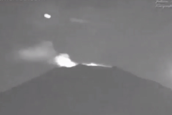 ovni en el volcán popocatépetl