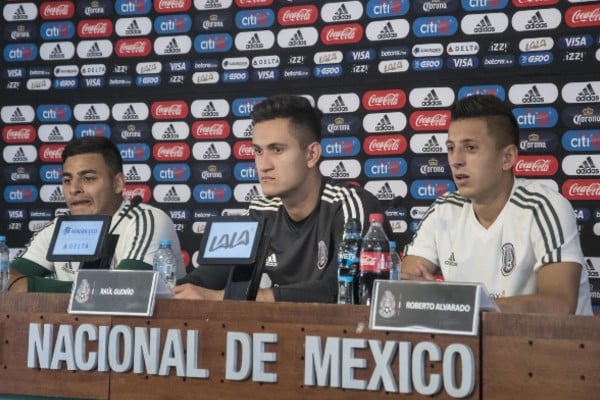 Lejos de todo conflicto, los tres aseguran que existe un respeto mutuo con cada uno de sus compañeros. Foto: Mexsport