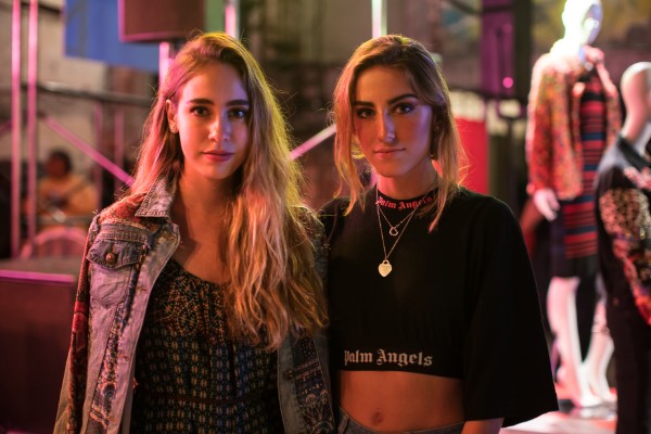 Los invitados pudieron disfrutar de un DJ set con Chloé Amutio y un concierto privado con la banda mexicana Sotomayor. Foto: Cortesía