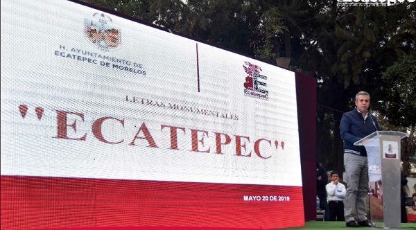 La “fake news” surgió a partir de que en el municipio develaron letras monumentales de Ecatepec en San Cristóbal. Foto: Especial