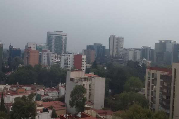 Esta tarde la Ciudad de México y el Estado de México, estuvieron a cuatro puntos de alcanzar Contingencia Ambiental. FOTO: ESPECIAL