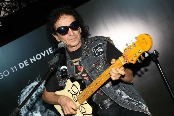 Alex Lora cuenta en total con cinco nominaciones al premio Grammy. FOTO: ESPECIAL