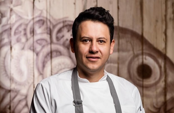 Sencillo, creativo y compartido, son algunos de los valores que han hecho que este chef tenga el éxito con el que actualmente cuenta. Foto: Cortesía