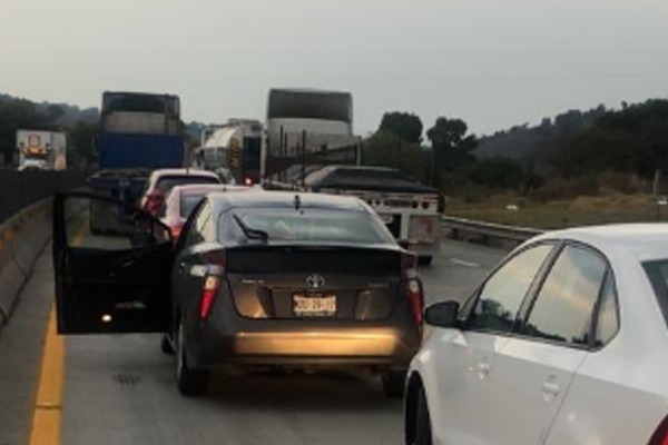 La Policía Federal indicó que están dando mantenimiento a la caseta de San Martín Texmelucan. Foto: Especial