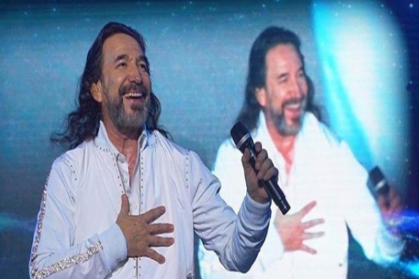 Choca autobús del equipo de Marco Antonio Solís. Foto: Instagram.