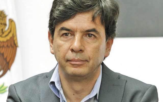 Para cumplir
los anhelos
de justicia
en salud,
educación
y trabajo
se requiere
de ahorros
importantes
para
aumentar las
inversiones
hacia la
sociedad”.FOTO: ESPECIAL