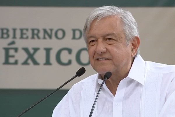 López Obrador se dirigió a los presentes durante la entrega de Programas de Bienestar en Zacatecas. Foto: Especial