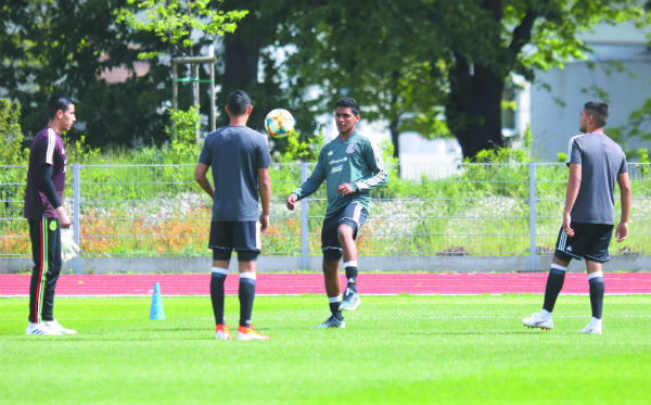 El Tricolor entrenó ayer de cara al duelo ante los nipones. FOTO: PABLO ESPARZA