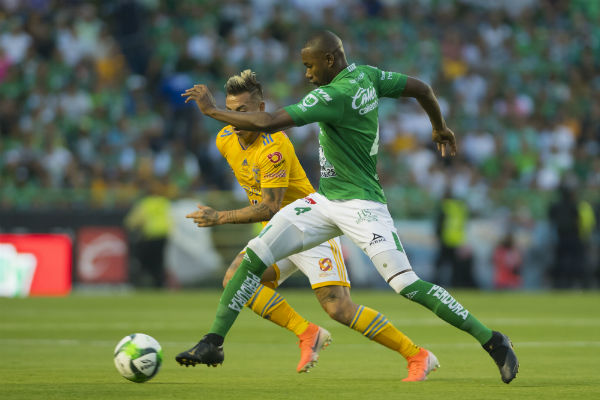 León lucha desde el inicio del segundo tiempo para igualar el marcador. FOTO: MEXSPORT