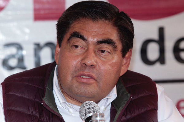 El gobernador
electo visitó Tepeaca. Foto: Especial.