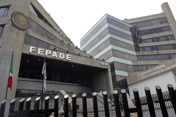 La Fiscalía continúa la atención a la ciudadanía a través de los sistemas Fepadetel y Fepadenet que operan las 24 horas del día. Foto: Cuartoscuro