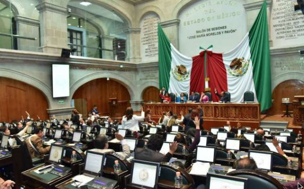 on la aprobación de 17 congresos a la Reforma constitucional en materia de Paridad de Género, la minuta será regresada al Ejecutivo Federal. FOTO: ESPECIAL