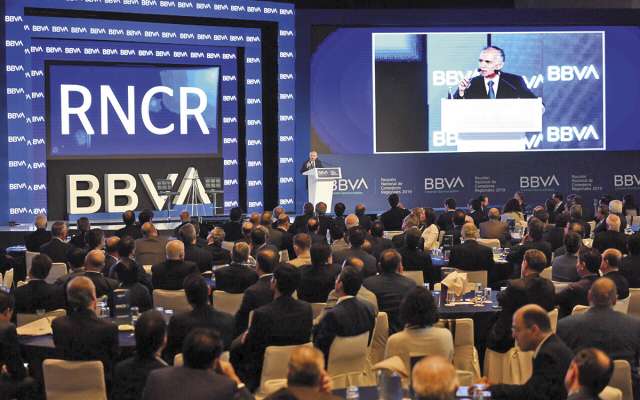 Alfonso Romo, jefe de la Oficina de Presidencia, dijo que el gobierno traza proyectos para que la petrolera sea más productiva.FOTO:PABLO SALAZAR