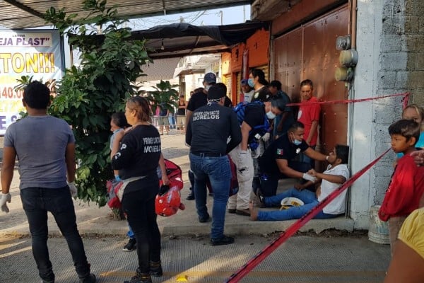 al menos 6 muertos y 30 heridos por trailer sin frenos cuautla mexico