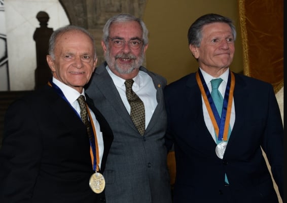 “Reconocimiento al Máximo Mérito como Egresado”