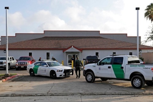 Frye y otros activistas dicen que el caso deja ver las malas condiciones en las que son detenidos los inmigrantes tras cruzar la frontera