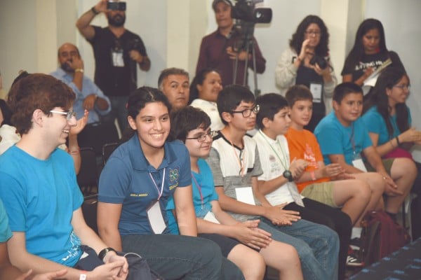 Los niños se mostraron entusiastas y ansiosos por emprender su viaje. Foto: Daniel Ojeda