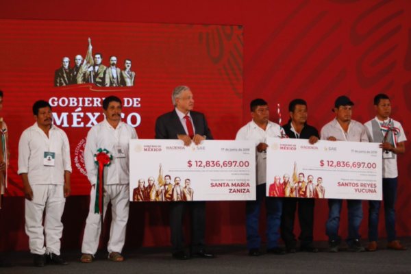 AMLO Oaxaca Subasta