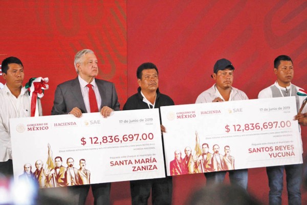 Las zonas de Santa María Zaniza y Santos Reyes Yucuná, de Oaxaca, recibieron recursos. Foto: Nayeli Cruz