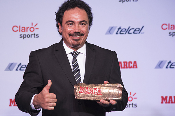 Hugo_Sanchez_Tri