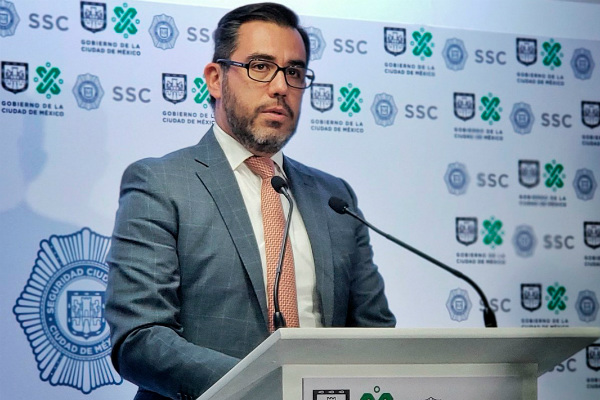 Las autoridades capitalinas buscan duplicar la presencia de la policía en las calles de la Ciudad de México. Foto: Especial.