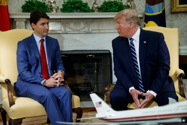 Trudeau y Trump se reunieron ayer en la Casa Blanca. Foto: AP