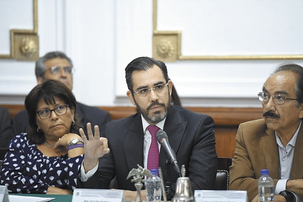 TIEMPO. Jesús Orta dijo que una vez superado el rezago tecnológico, la SSC será más aficaz. Foto: LESLIE PÉREZ