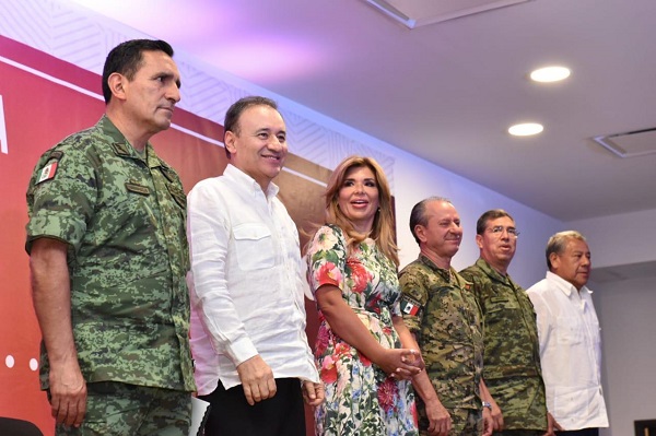 La mandataria del estado indicó que la seguridad también le compete a las familias sonorenses porque es “en el seno de las familias donde se educa con principios y valores”. Foto: Especial