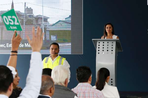 Sólo 9 de 27 inmuebles asegurados que se ofertaron lograron venderse por un total de 56.6 millones de pesos. Foto: Germán Romero / Presidencia