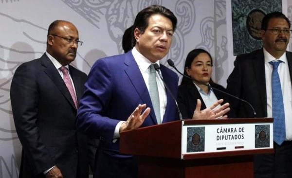 El legislador insistió en la necesidad de que antes del inicio del nuevo ciclo escolar queden listas las leyes secundarias de la reforma educativa. Foto Especial