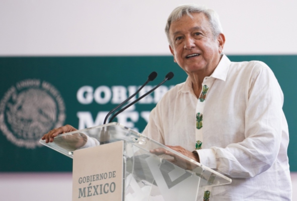 Aclaró que el objetivo es que no falten los servicios como el agua. Foto Cuartoscuro