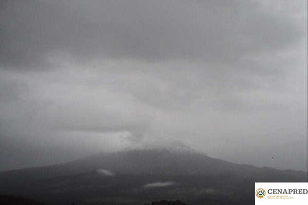 Volcan-Popocatepetl-emision-gases-24-junio