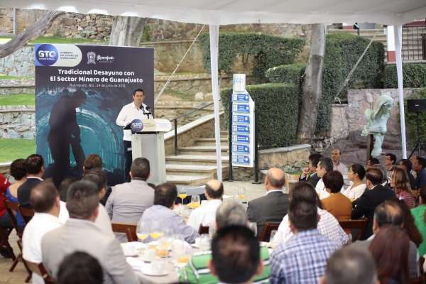 La actividad minera en el 2018 creó 4 mil 570 empleos directos. Foto: Especial