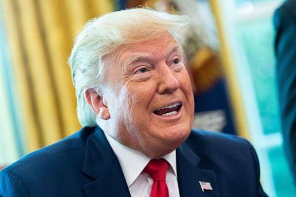 Trump niega haber violado a la escritora Carroll