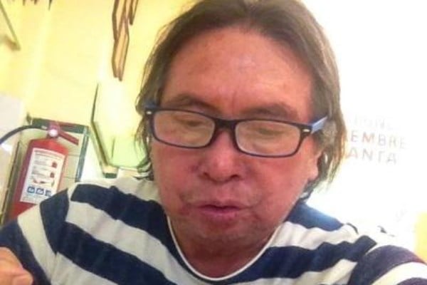 La tarde de este miércoles falleció el escritor y cronista Armando Ramírez a los 67 años de edad. Foto: @uyuyuyy