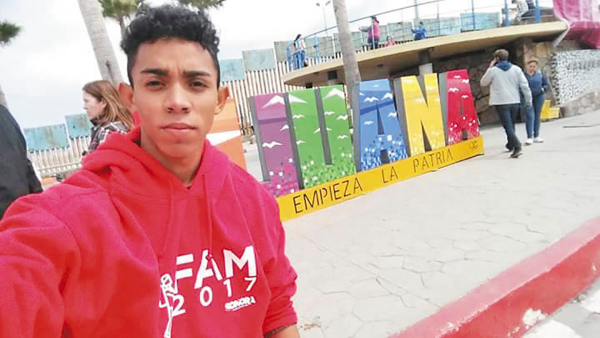 Edgar recuerda que en la estación migratoria de la frontera norte su labor era cocinar para los demás migrantes.Foto: CORTESÍA.
