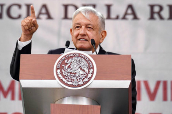 El Presidente de México en el Zócalo de la CDMX. Foto: Especial.