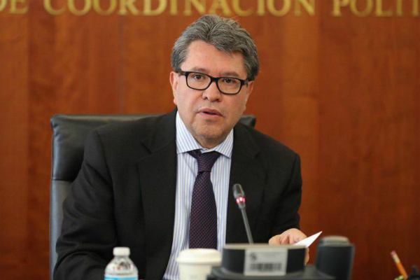 El coordinador parlamentario de Morena en el Senado, Ricardo Monreal. Foto: Especial.