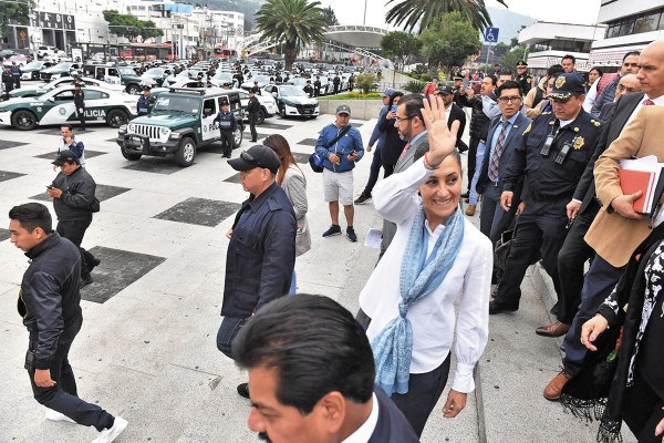 La mandataria acudió ayer a la Gustavo A. Madero. Foto: Pablo Salazar Solís