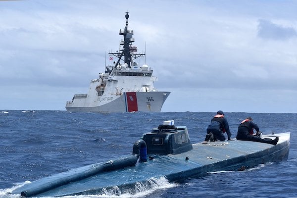 Narcosubmarino-droga-guardia-Costera-EU