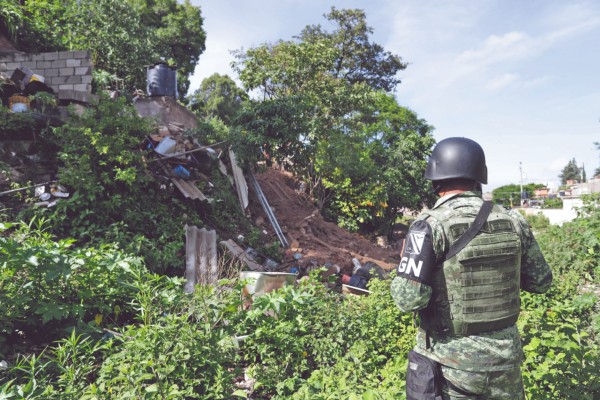 Elementos de la Guardia Nacional resguardaron el sitio de la tragedia. Foto: Enfoque